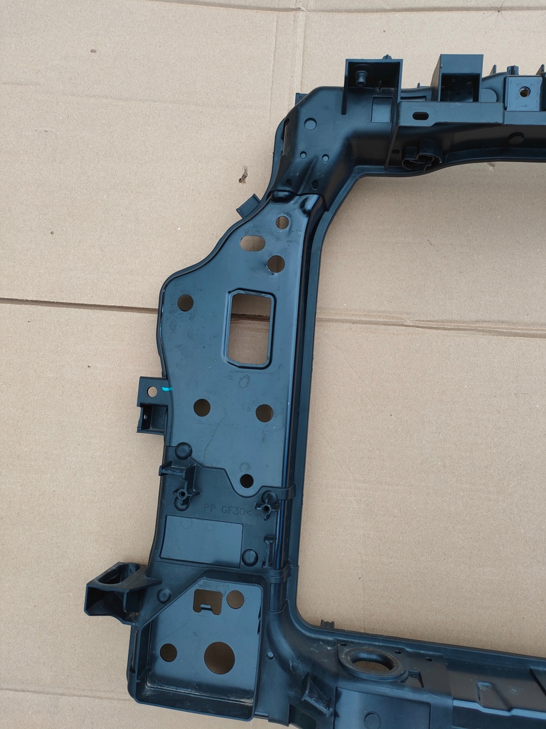 RENAULT ARKANA support panel for radiators pillar iron 625008479R