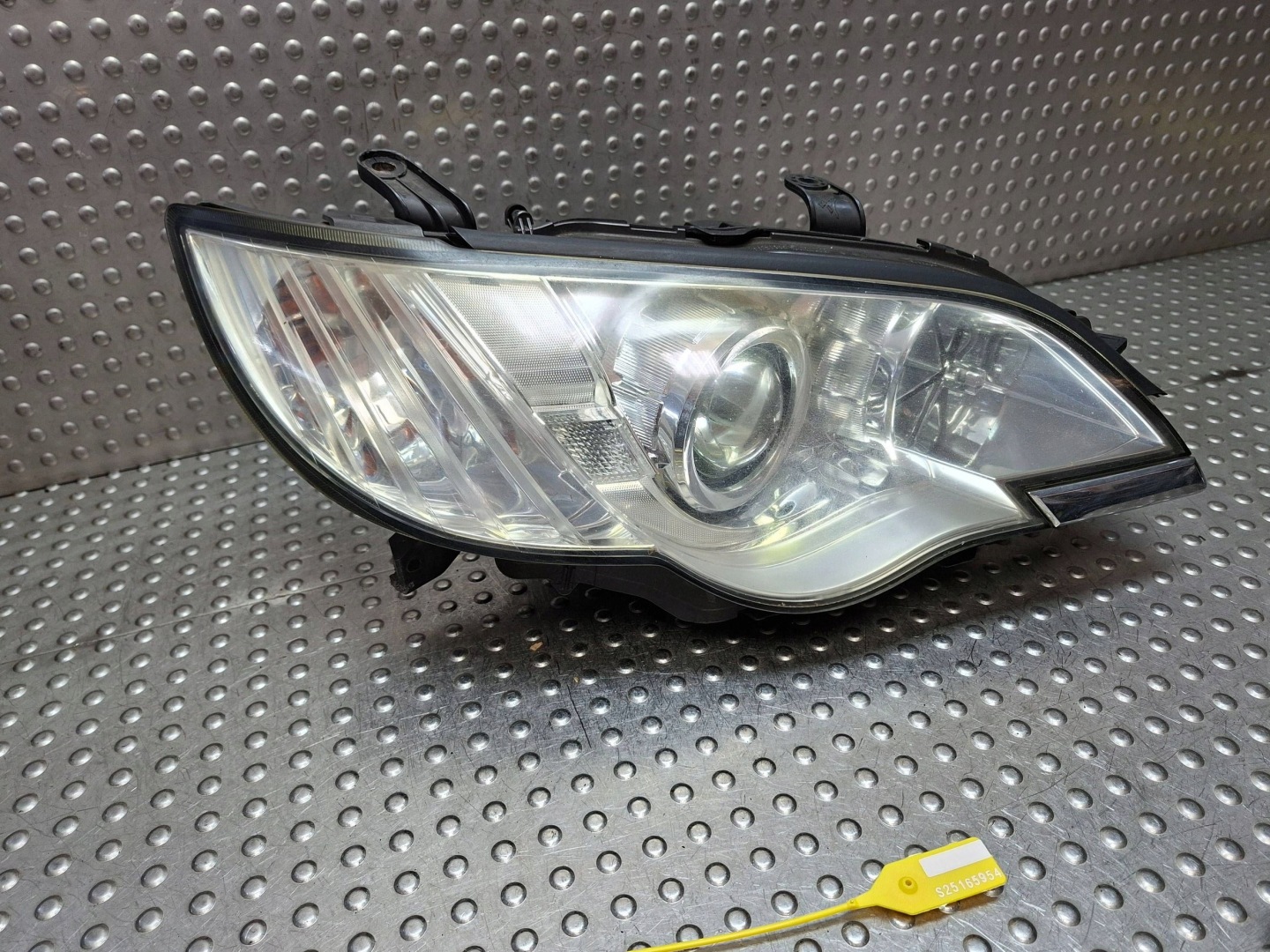 light XENON right SUBARU OUTBACK III LIFT 06-08 EU