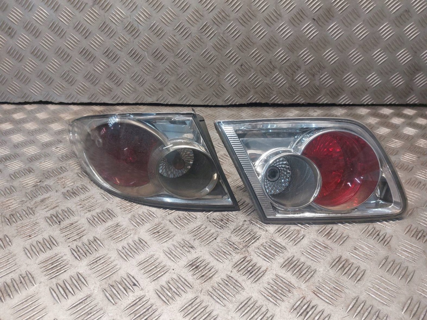 light left rear part MAZDA 6 and 226-61971 220-61971