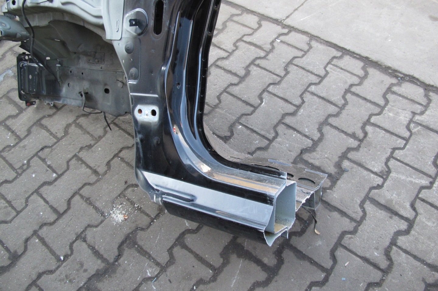 FORD FIESTA MK7 JA8 08- quarter quarter left front front D9