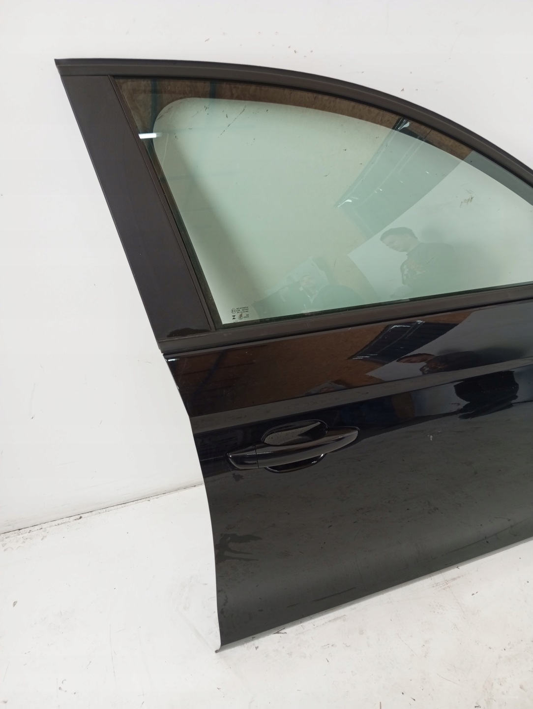 door right front OPEL CORSA F 23R