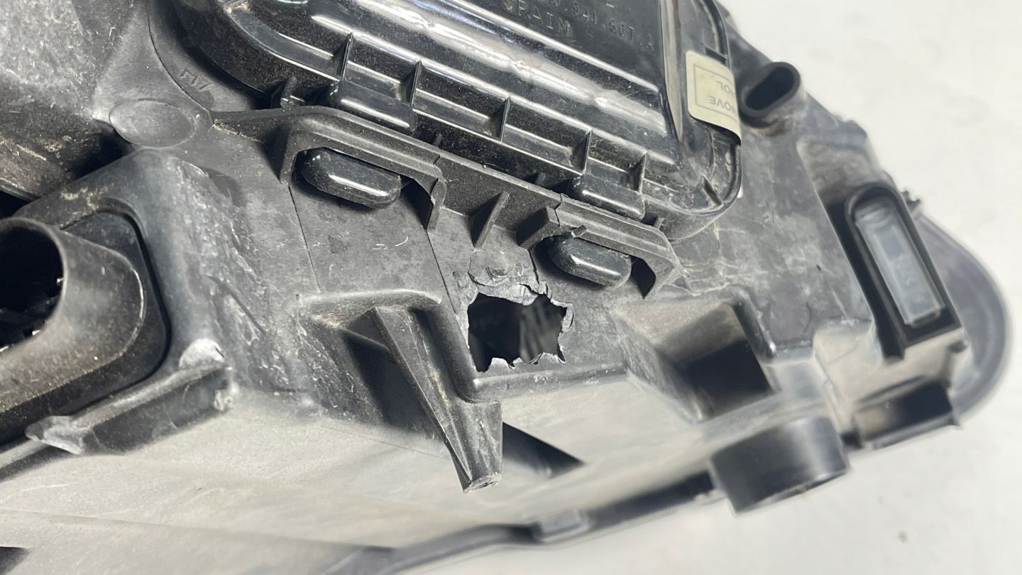 SEAT ATECA 576 light front left 576941005A