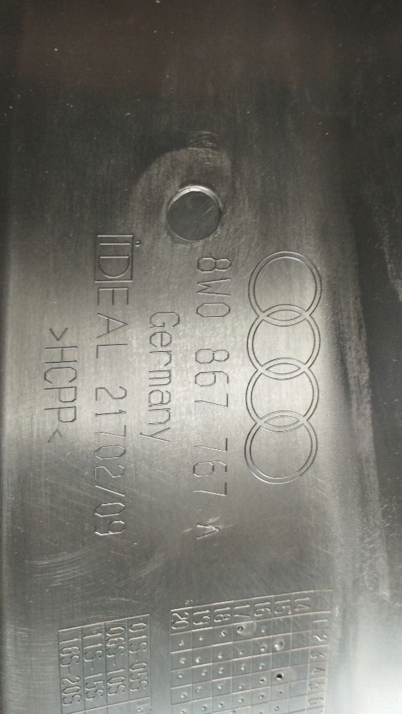 Audi A4 S4 B9 8W cap threshold rear 8W0867767A