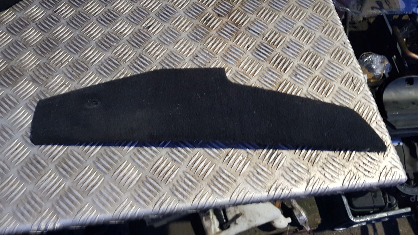 BMW 5 E39 Blende Abdeckung TUNELU Gehäuse links oder rechts 8159692 8159691