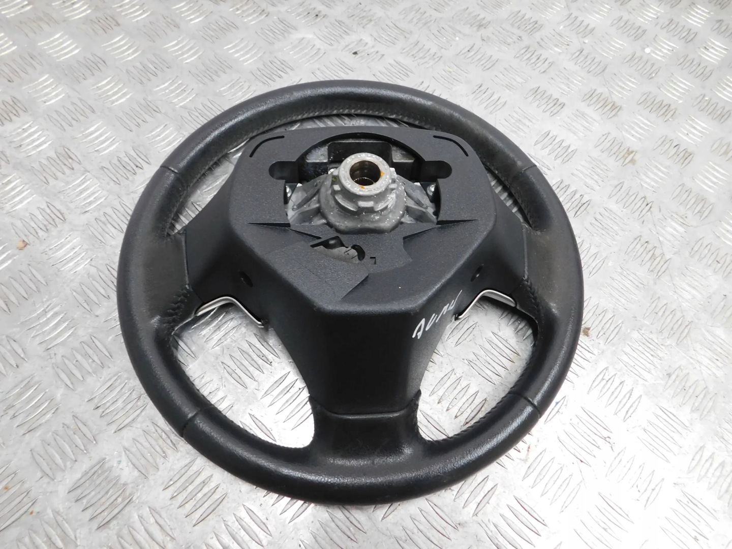 LENKRAD LEDER TOYOTA AURIS UND 07