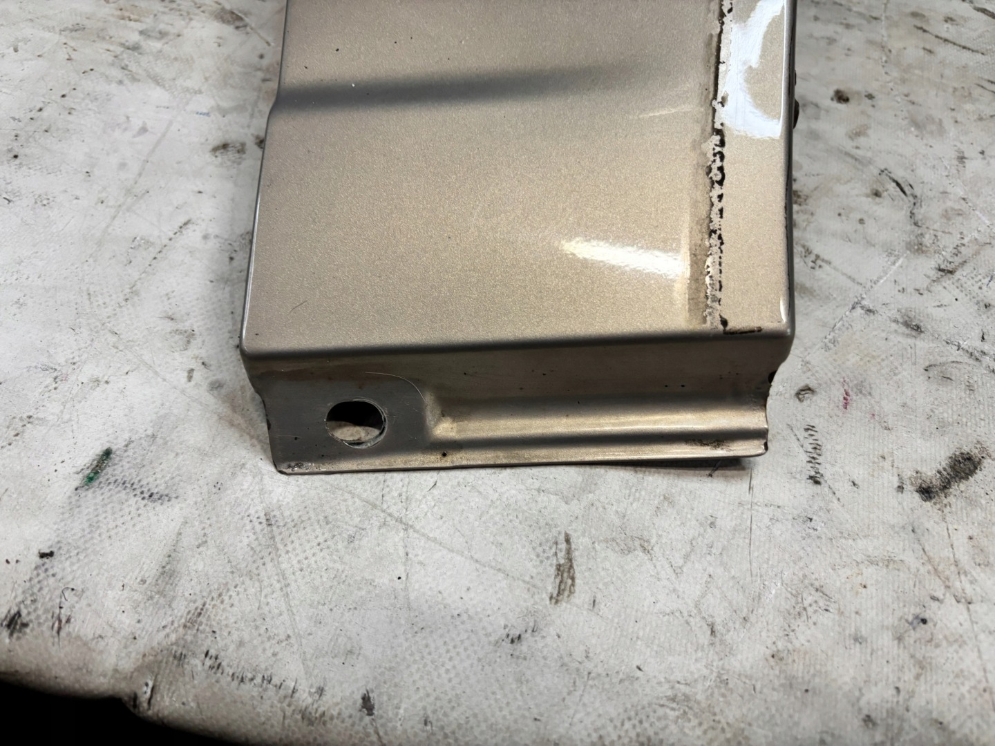 VOLVO S80 and LIFT fender right front front 446-46