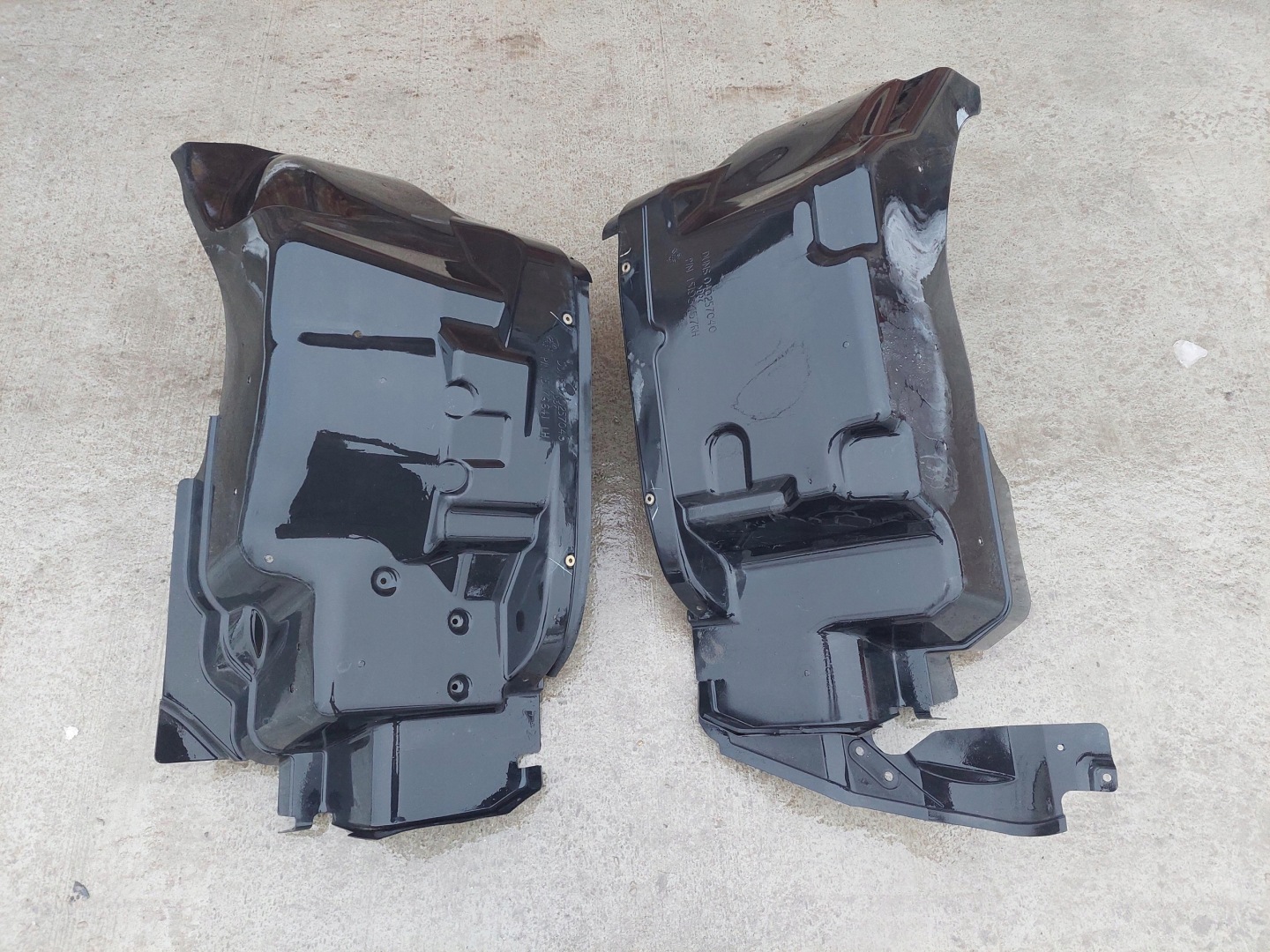 mudguard front left right front left 15176641 right 15193457 HUMMER H2