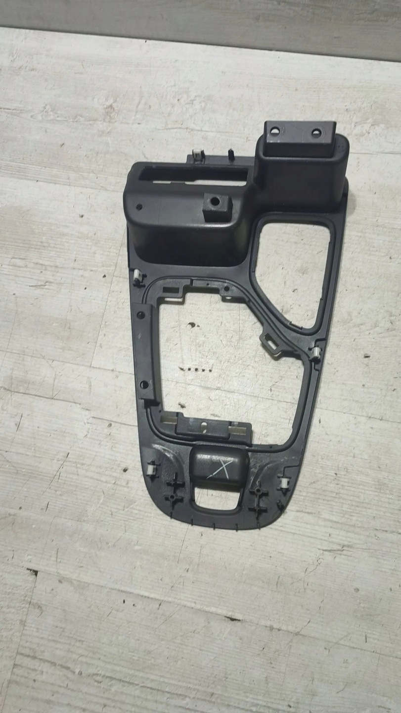 Jeep Cherokee 2015 frame drazka changes of the gear