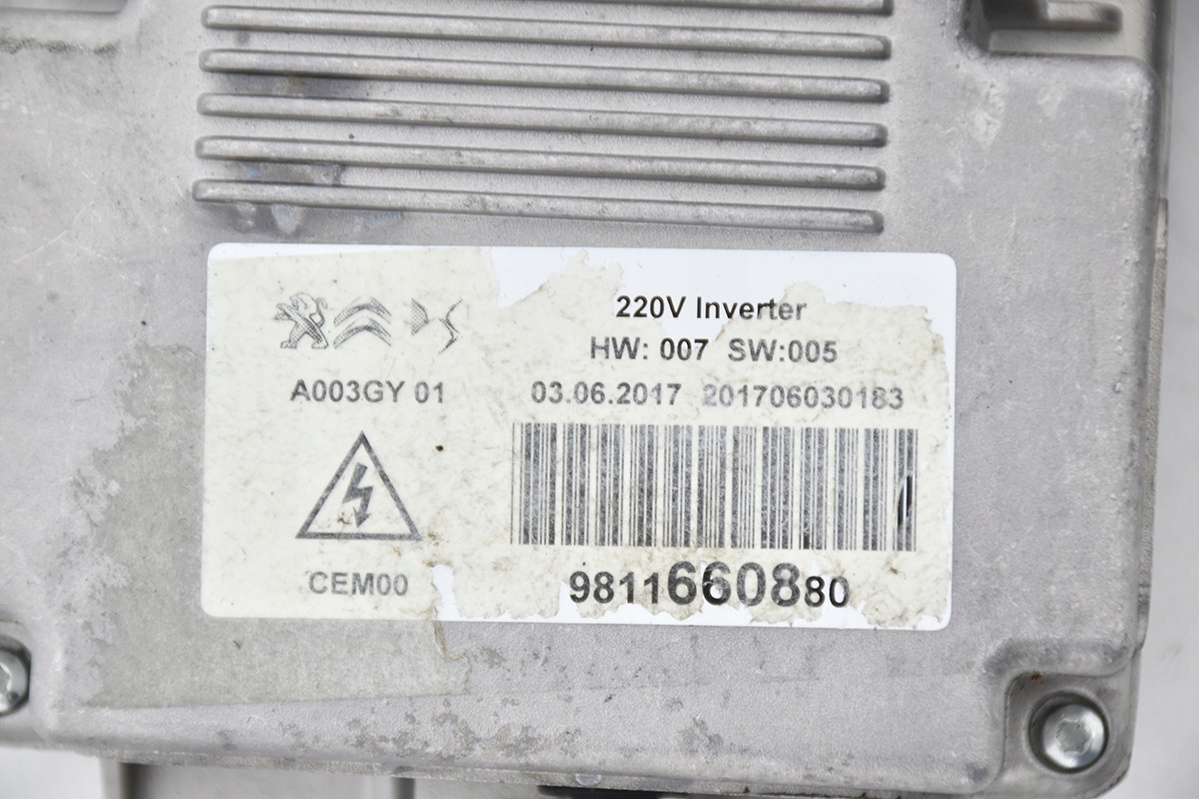 INWERTER PEUGOT 3008 II 9811660880