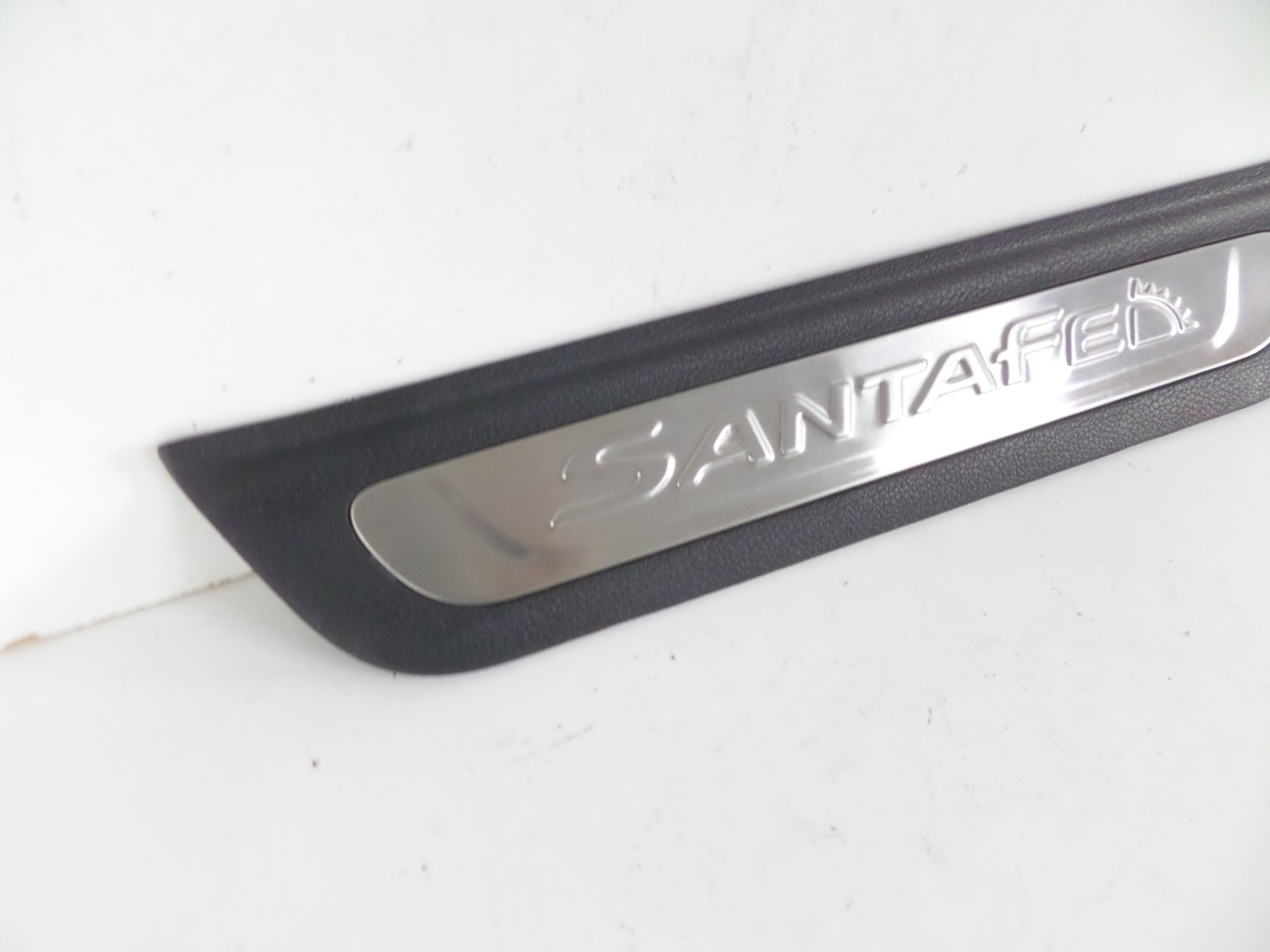 cap threshold rear part right HYUNDAI SANTA FE IV 18