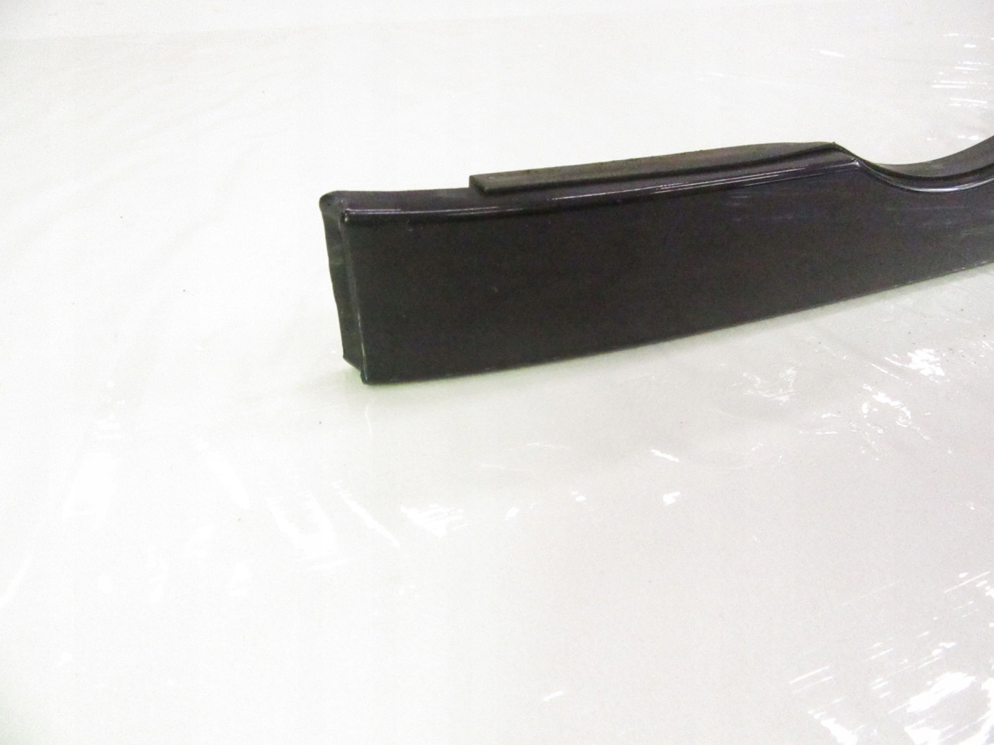 moulding below lampe brewka right right front BMW e53 X5 475 Blacksapphire