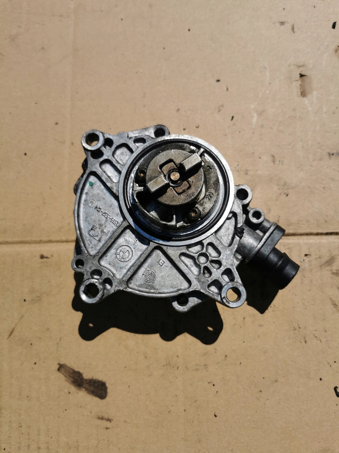 BMW E60 520I 0313-327-116 Pompa VACUM WACUM