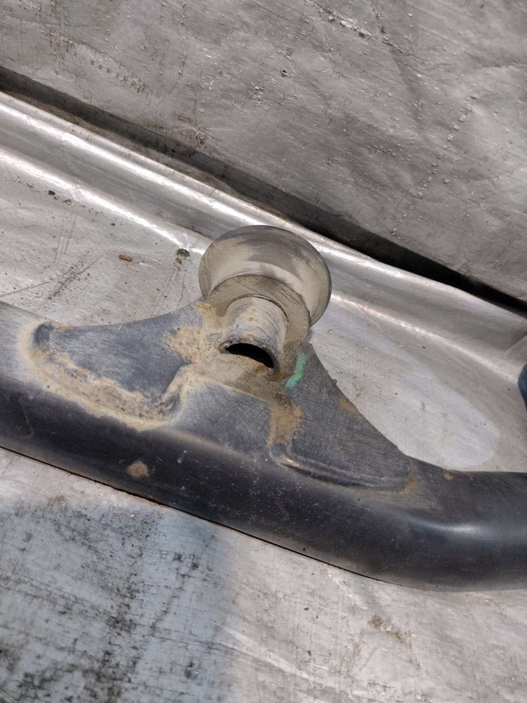 sider lower front Volkswagen Passat B5 przedlift 1,6B 8D0199521M