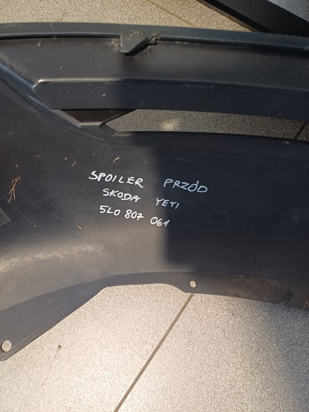 SPOILER of a bumper front front SKODA YETI 5L0807061