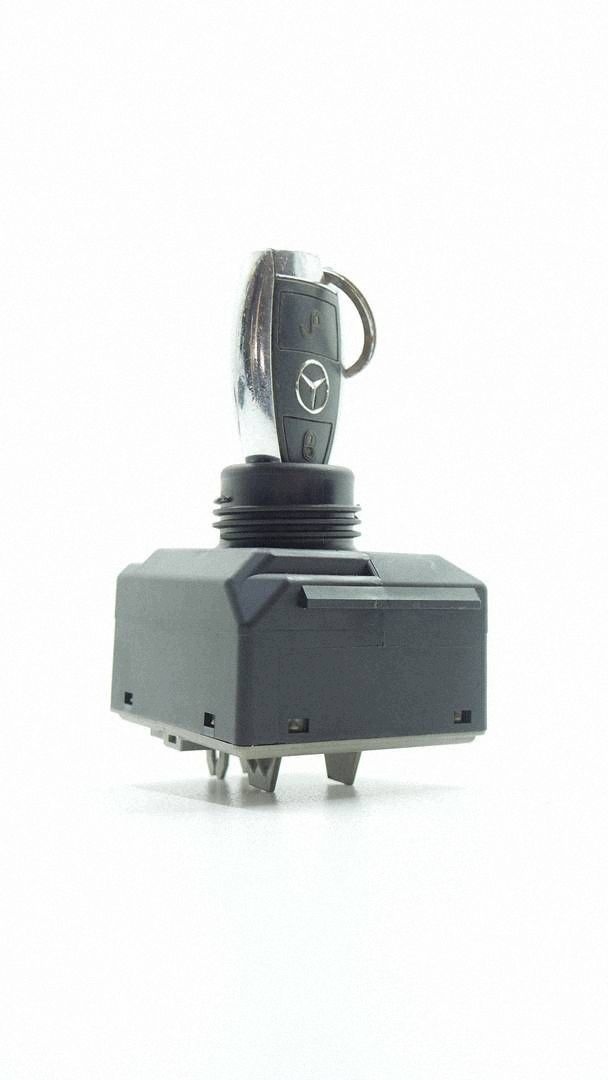 ignition key player RYBKA MERCEDES CLS W218 A2189054701