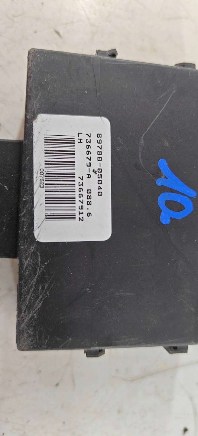 Toyota Avensis T25 89780-05040 module control unit immobilizera immo