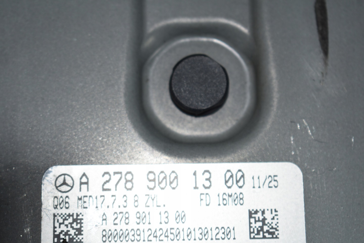 IDEALNY control unit of the engine MERCEDES 1