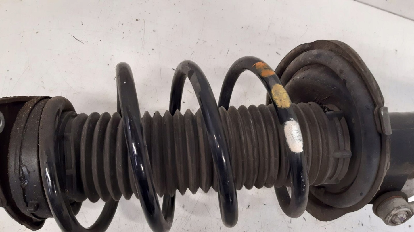 shock absorber spring front left Ford Focus MK3 1,0
