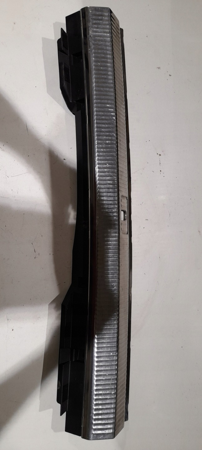 AUDI A4 B8 KOMBI cover of the threshold boot 8K9864483