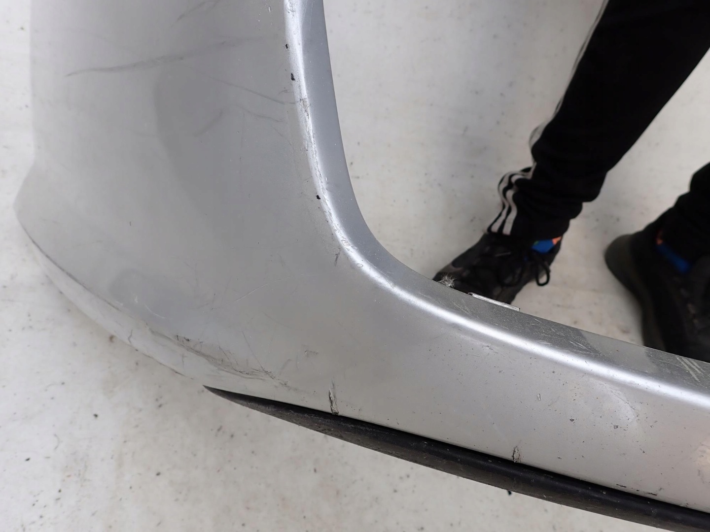 RENAULT LAGUNA III 3 07-13 bumper front front washer