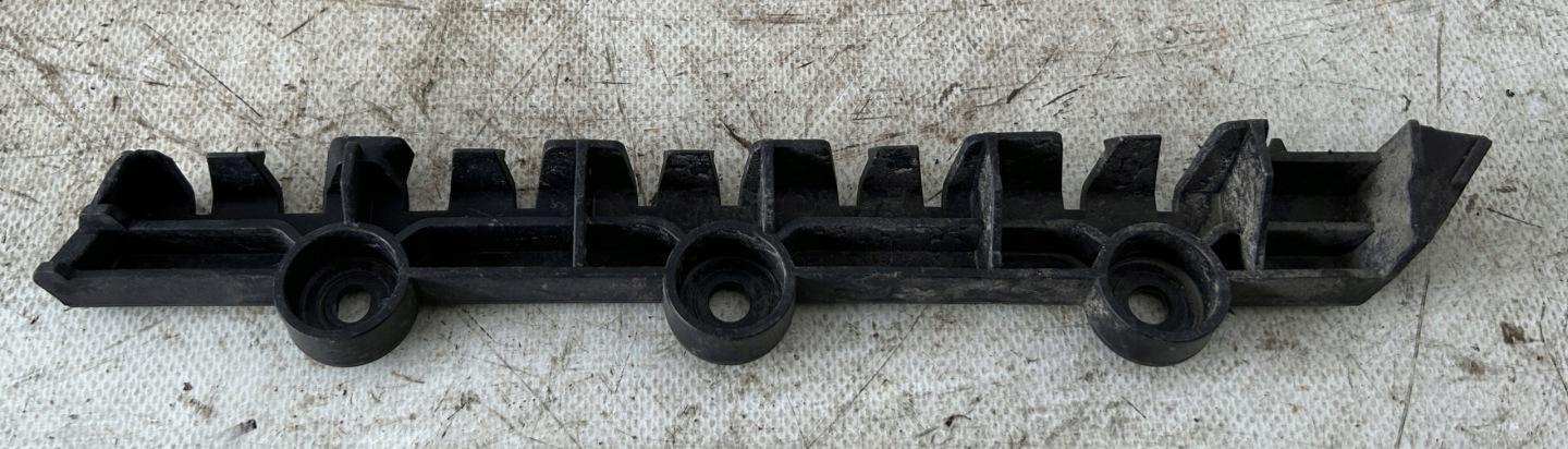 bumper bracket right rear part FABIA II HB 5J6807394