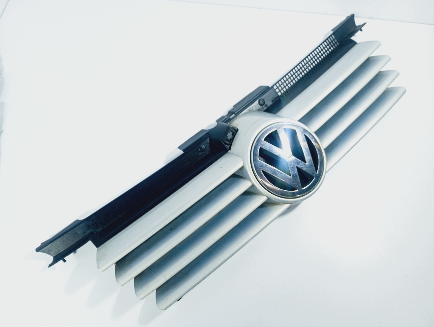grill grille radiator OE 1J5853655A VW Bora 98-05