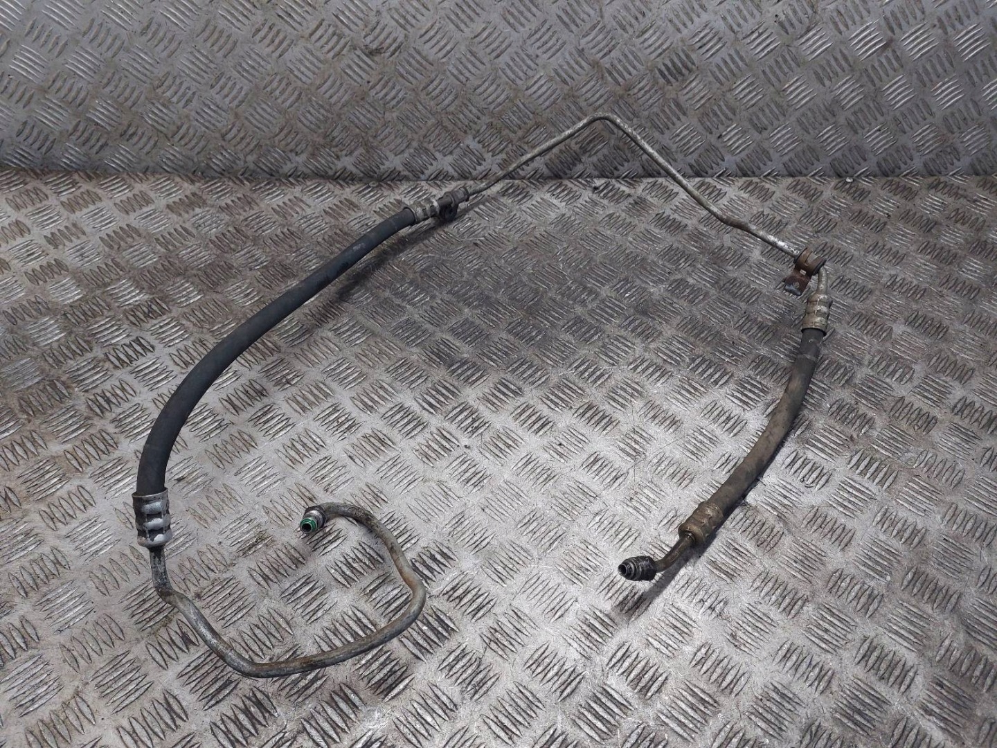 Tubazione SERVOSTERZO a pressione CHRYSLER 300C e 04782517AD