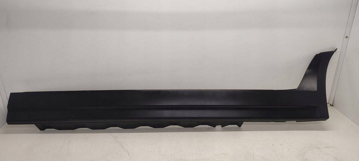 moulding of the threshold threshold left BMW E83 X3 LIFT 2,0D