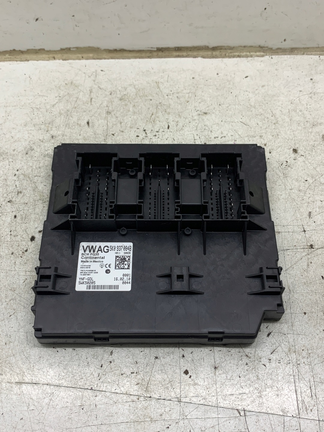 module STROWNIK BCM 5K0937084B VW GOLF VI