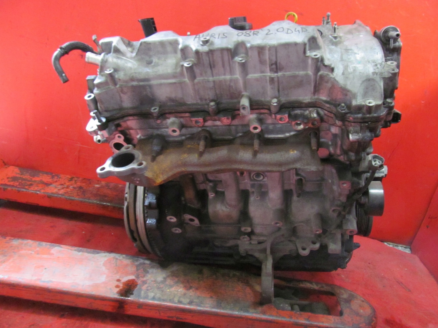 TOYOTA AURIS AVENSIS VERSO COROLLA E15 engine 2.0 D-4D 1AD-FTV 5-nozzle
