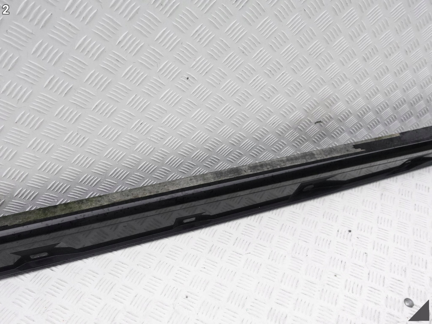 AUDI A7 4G8 C7 LIFT 14-18 threshold moulding cap left colour A2A2