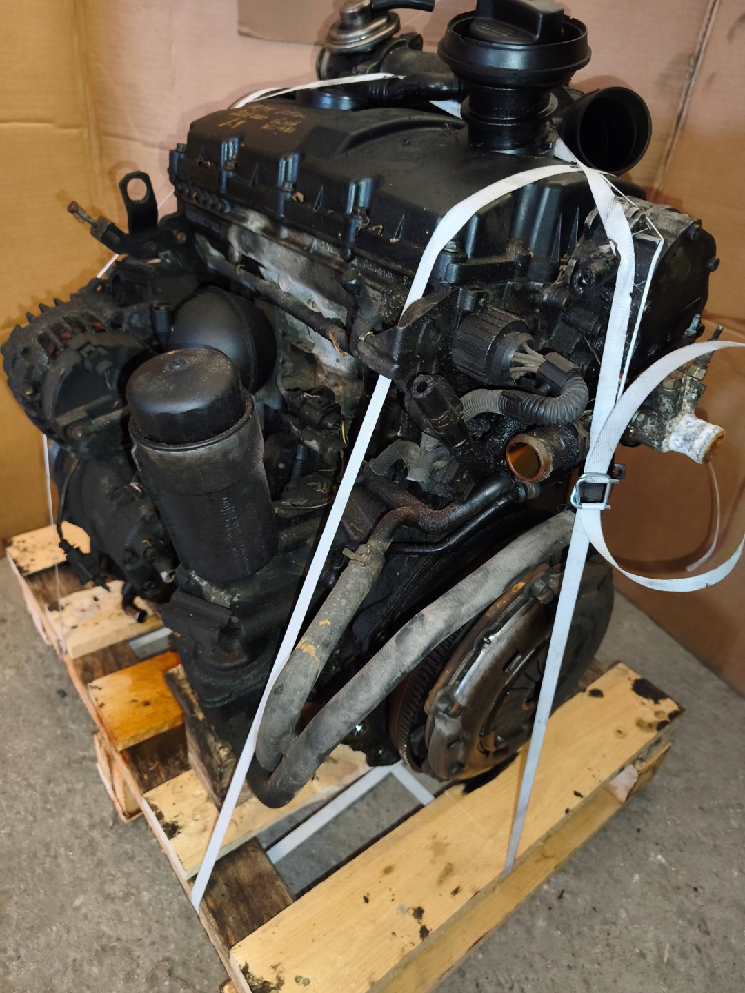 motor 1.9TDI AJM komplet GOLF 4 A3 NEW BEETLE DO MONTAZU FILM Z PRACY