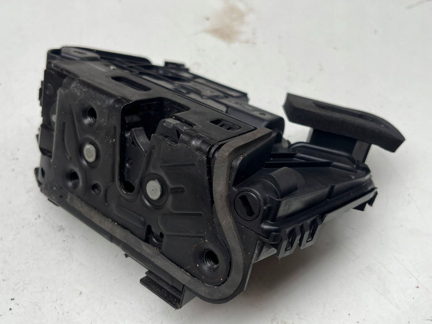 VOLKSWAGEN SEAT SKODA lock door right front 5TB837016B @M