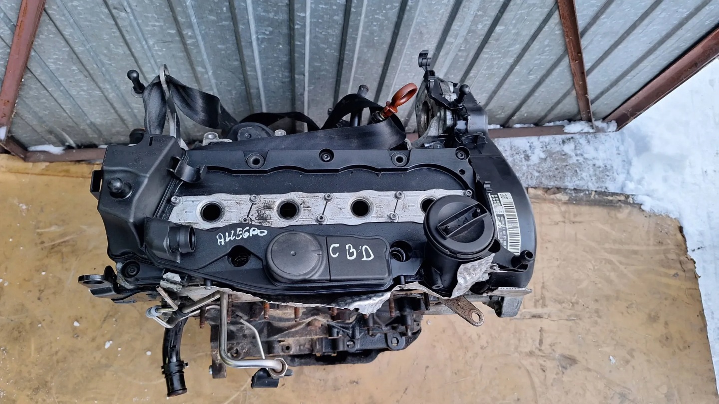 engine SKODA OCTAVIA ll 2.0 TDI CBD unprotected pillar 09