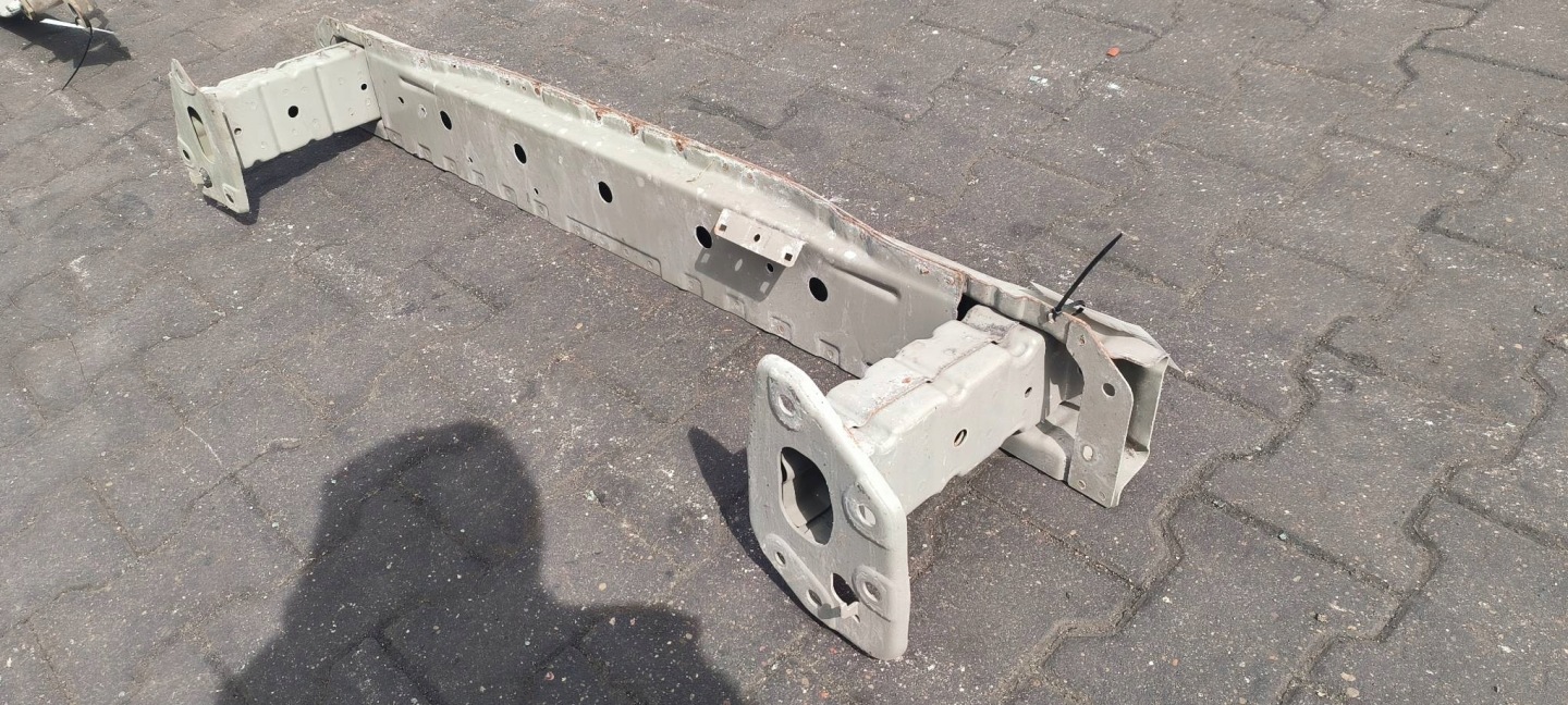bumper support front NISSAN NV 200