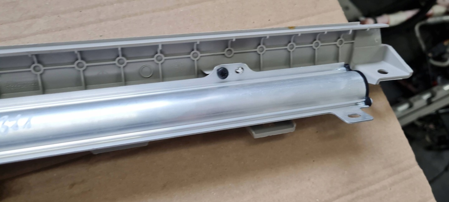 Chrysler Pacifica 2022 blinds net door left left rear part