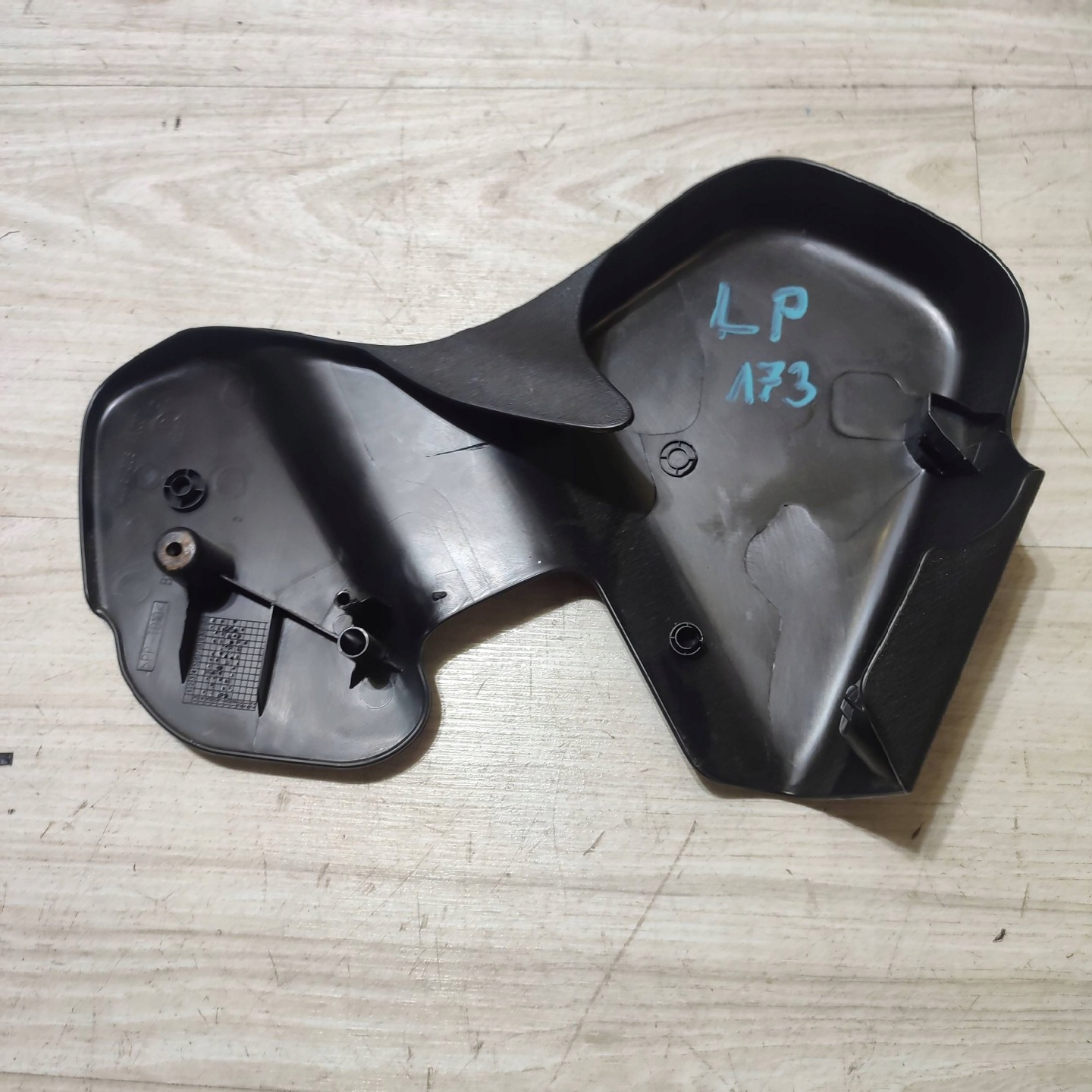plastic cover spoiler seat front side left Fiat 500X 387658