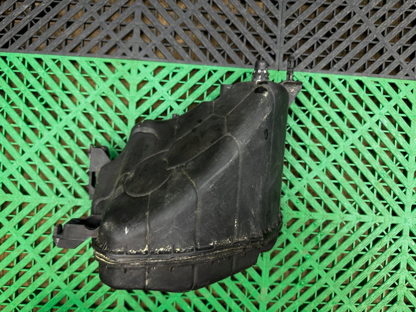 Réservoir eau BMW 7 G11 G12 9487210