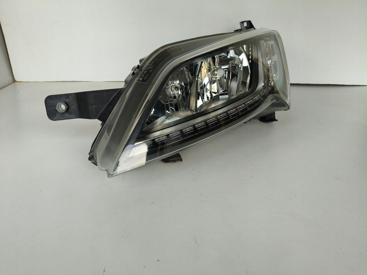 light left REFLEKTOR FIAT DUCATO BOXER JUMPER 14- LIFT LED