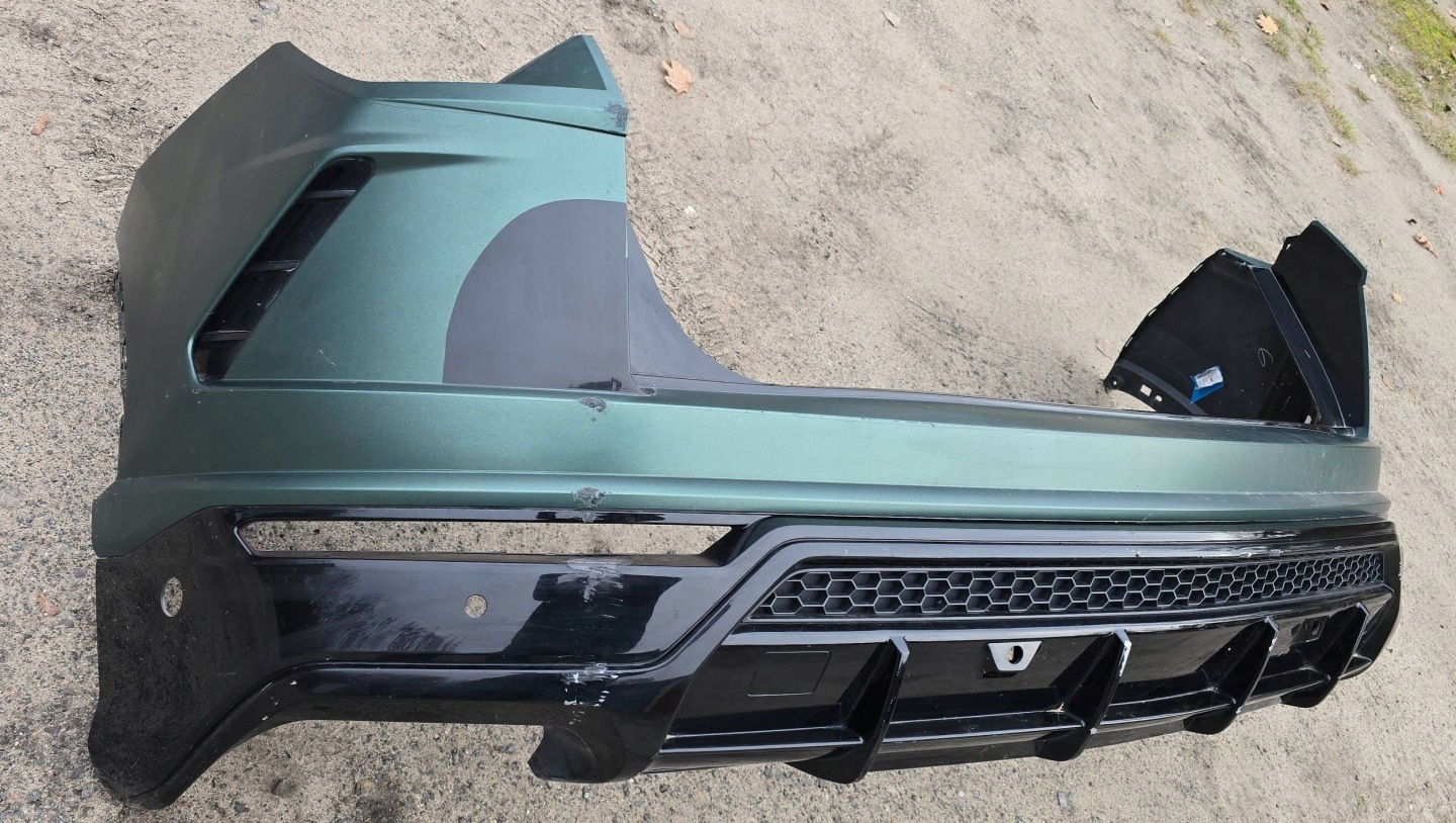 Lamborghini Urus heck Stoßstange hinten
