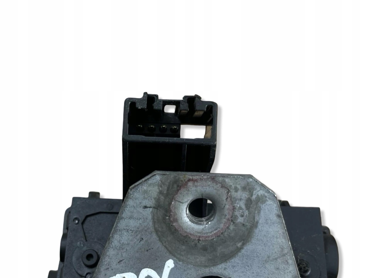 lock bonnet boot Ford Focus 3 2011 8M5T-R442A66-DA