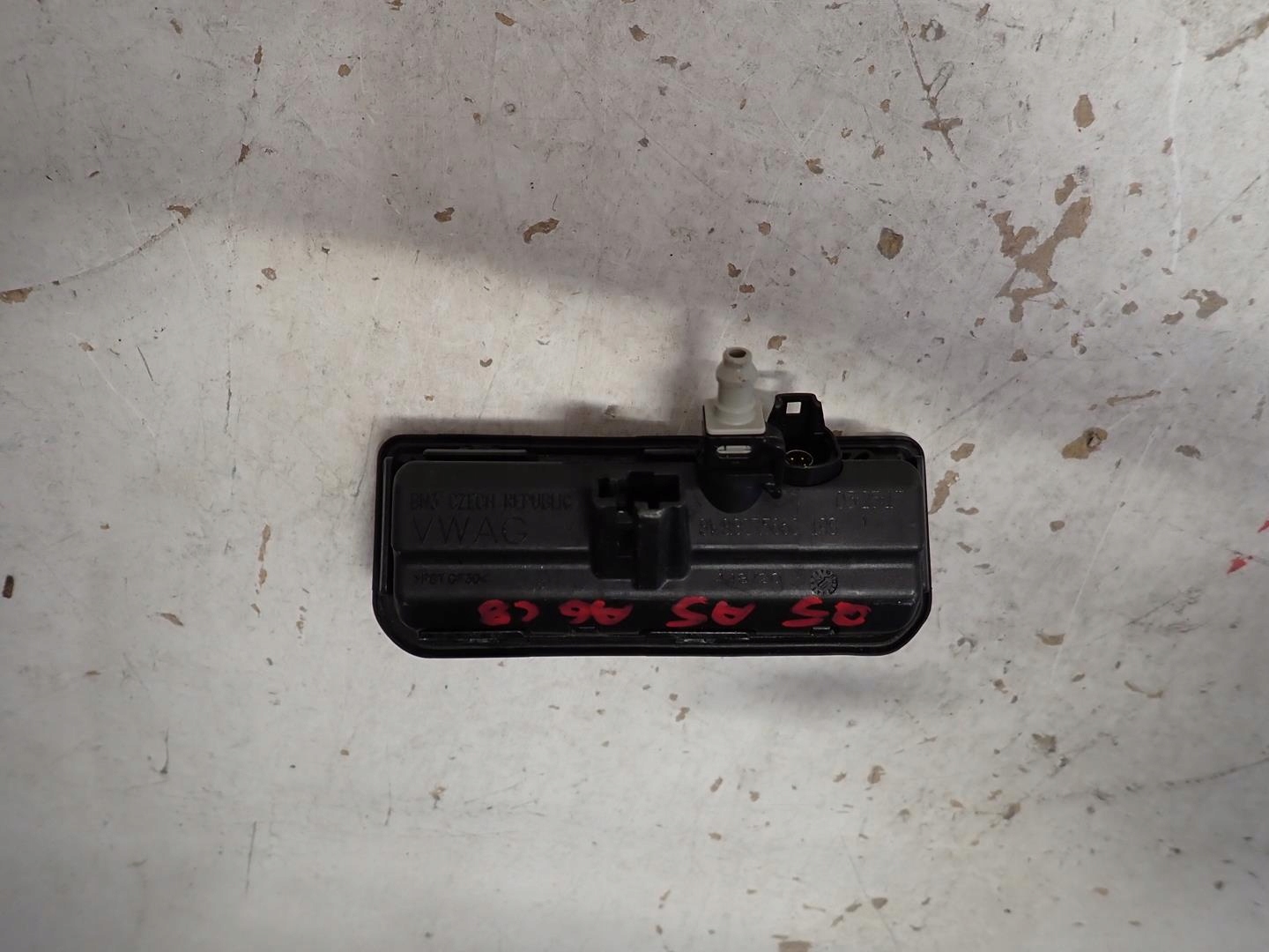 handle bonnet kamera reversing SEAT ATECA 2016- 8W8827566C