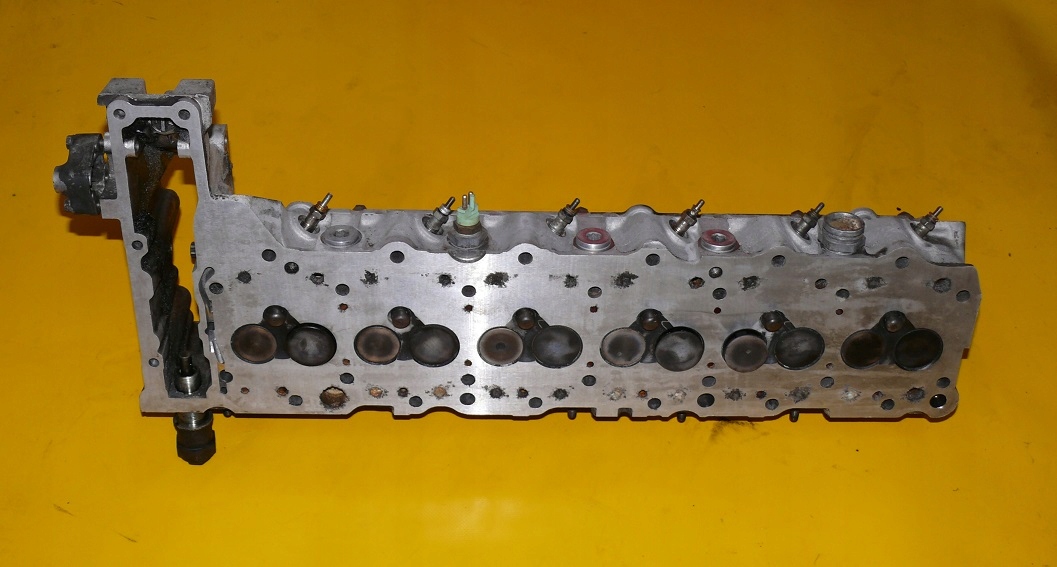 head. of the engine cam MERCEDES s-class W140 3.5 TD SPLANOWANA