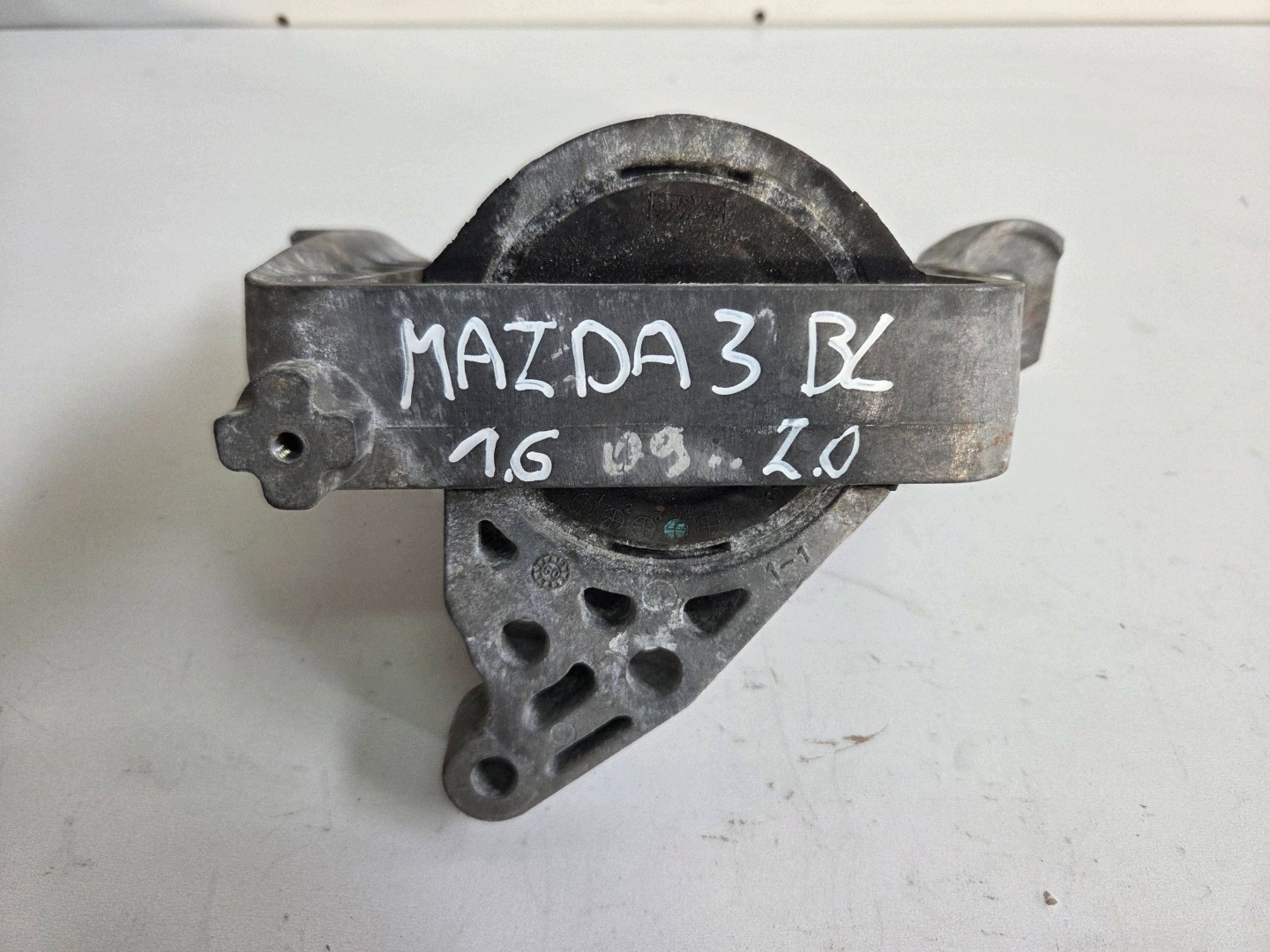 Mazda 3 BL 1,6 2009-2014r engine mount (75)