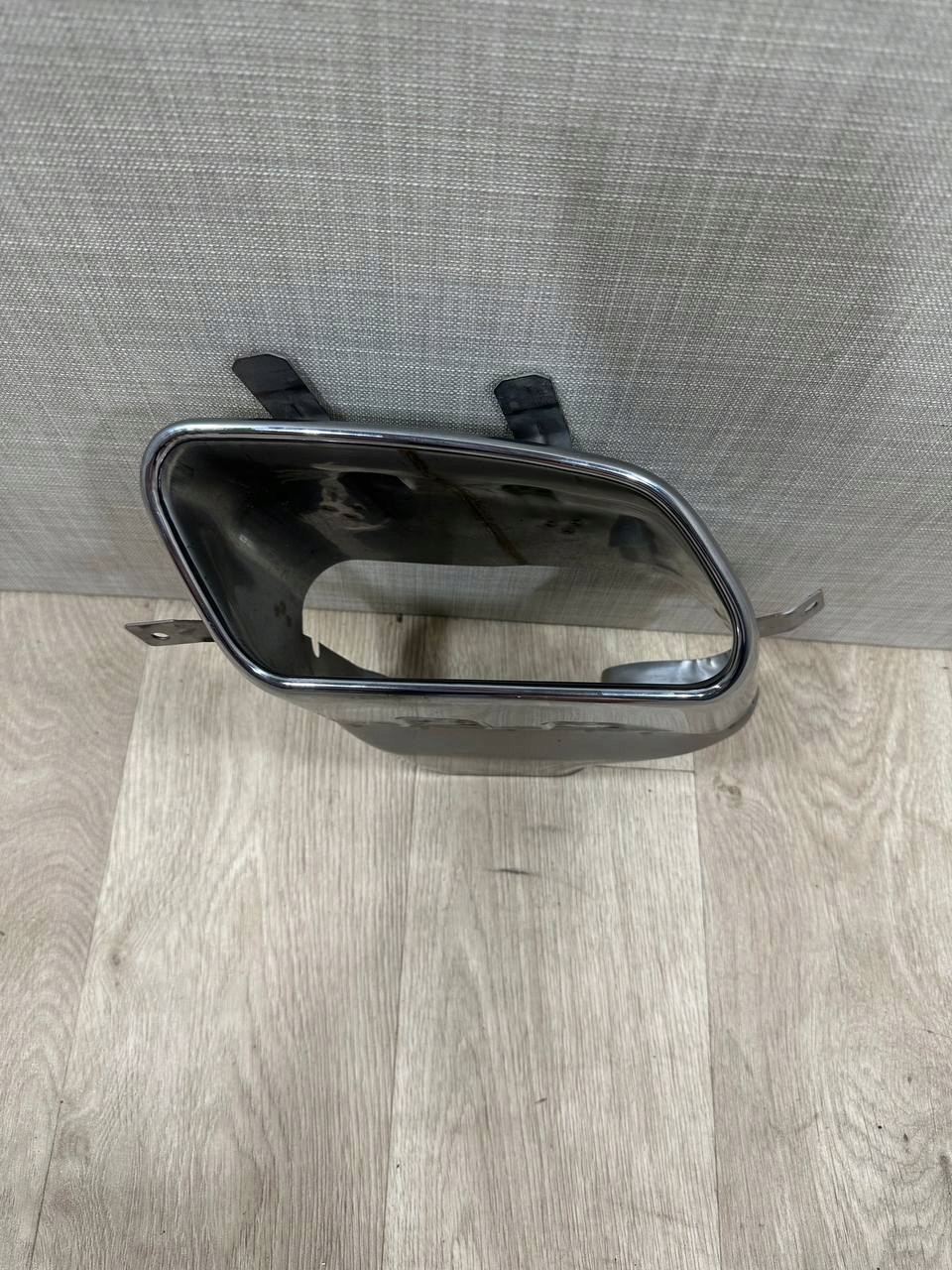 Volvo XC60 e lift 2014-2017 TERMINALE dello scarico Destro 31425019