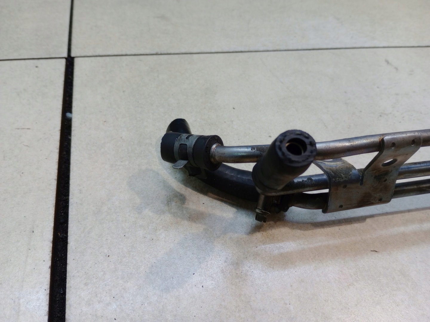fuel line SEAT LEON und 1.9 TDI ASZ 038130809E
