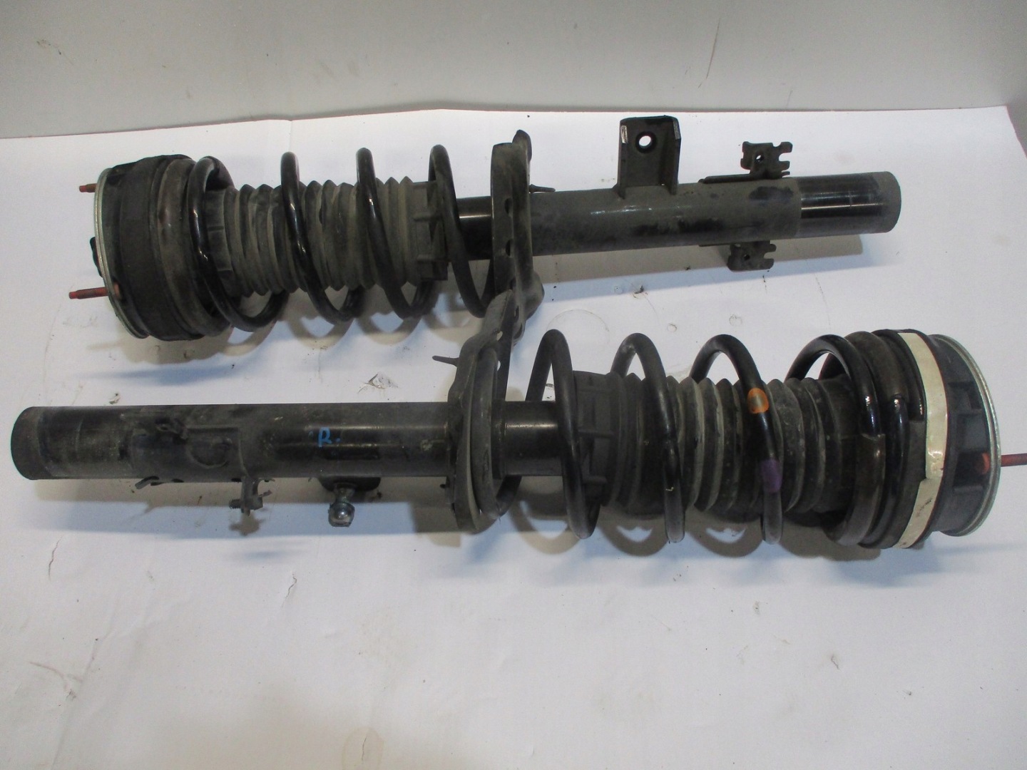 STOSSDÄMPFER AMOR HINTEN RANGE ROVER EVOQUE 2,0D