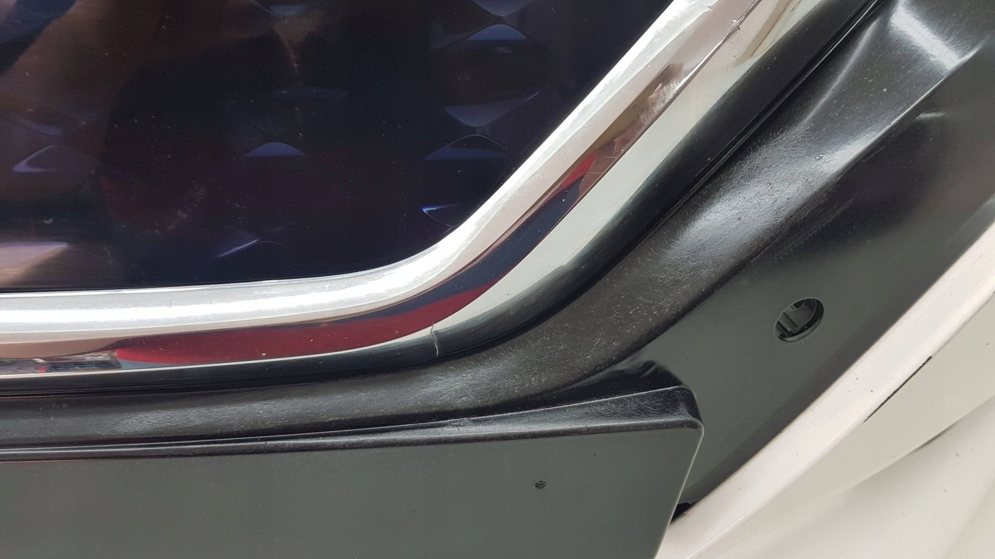 NISSAN LEAF II 2017 - bumper front 62022-5SHOH