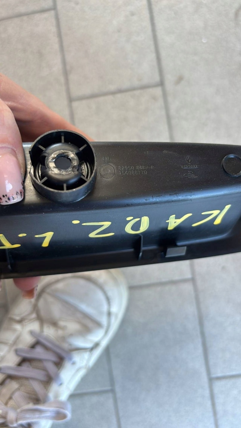 window control switch Renault Kadjar 829508687R
