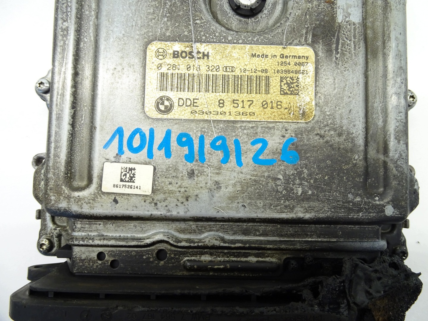 computer control unit of the engine BMW X5 E70 8517016